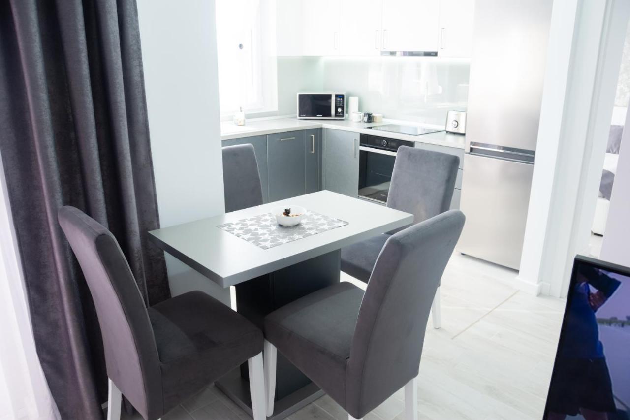 Gala Residence in Oradea Exterior foto